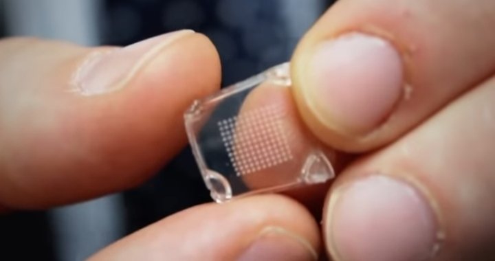 using dissolvable micro needles that deliver patterns of "infrared light emitting micro particles to the skin" which is invisible to the eye, yet noticeable to upgraded smartphones. Rice University describes as somewhat like a barcode tattoo, behind this...