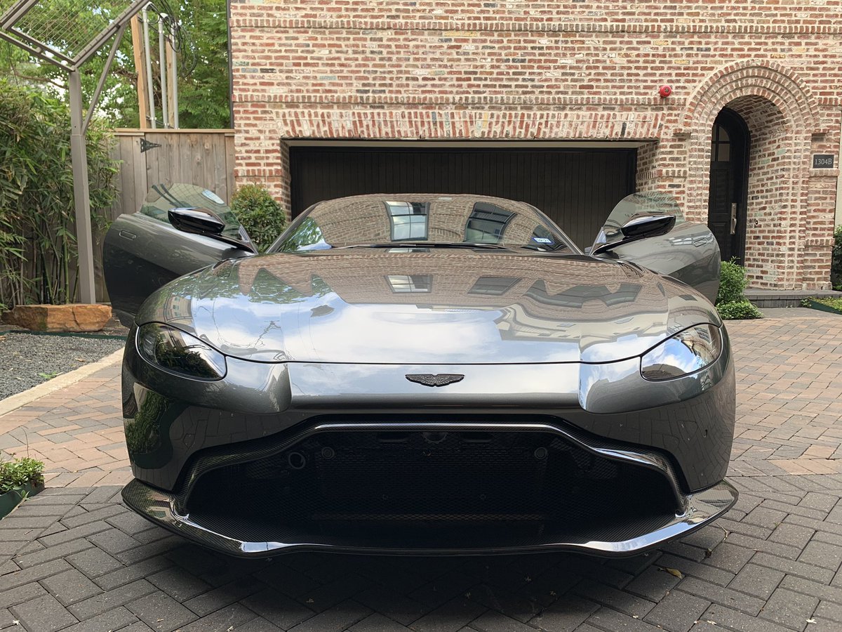 de_engineero's tweet photo. 33.4 miles to go before she is run in! Looking forward to Sunday’s drive in Houston #astunday @astonmartin https://t.co/8mdFCDNe7k