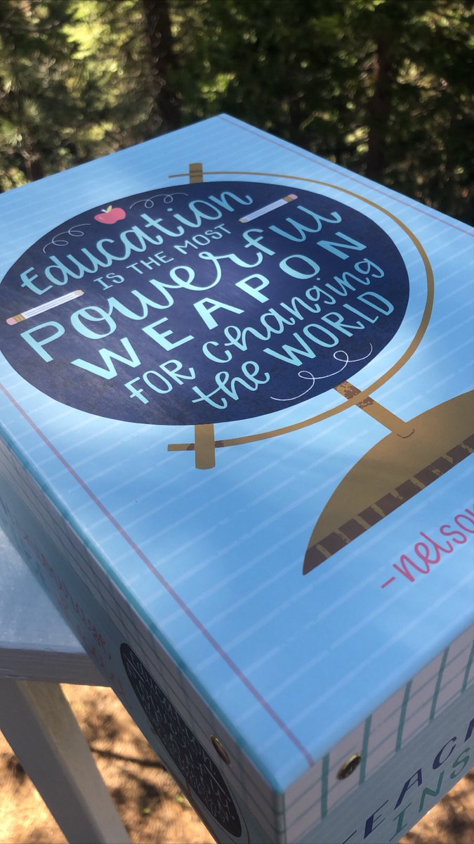 BijouPrincipal's tweet photo. Adopt-a-Senior🎓 Remember, you are the one who can fill the world with sunshine!🌞 Me encanta esta nueva tradición de la comunidad #adoptaseniorlaketahoe https://t.co/OvPBjQEB2A