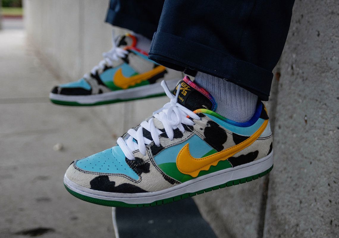 SneakerNews's tweet photo. Who's ready for the SNKRS L? 

https://t.co/N6wacBlPbO https://t.co/EQtm2zZK7C