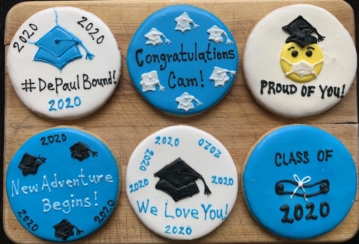 These are awesome <a href="/BeatrixChicago/">Beatrix Chicago</a> #streeterville <a href="/LettuceEats/">LettuceEntertainYou</a> ! #classof2020 #DePaulBound #cookies