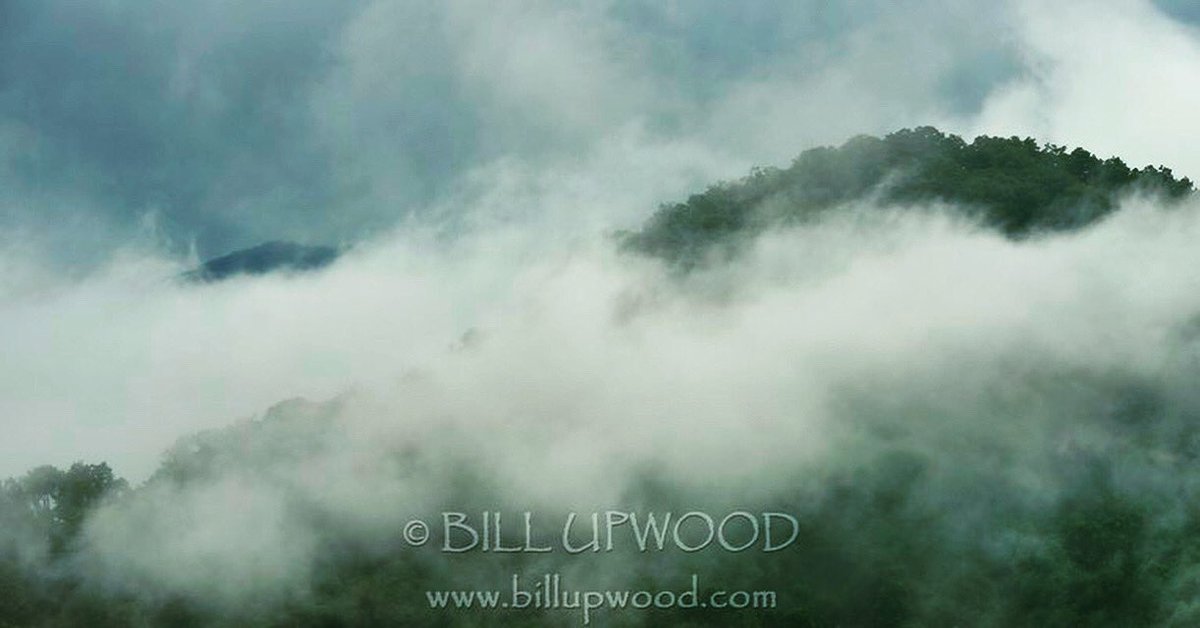 “Misty Mountains”

Reminds me of the weather today in New Jersey.

#mistymountains #mountains #mountainview #mist #fog  #clouds #northcarolina #maggievalley #billupwoodphoto #nikon #nikonusa #nikonnofilter #nikonphotography #smugmug #naturephotography #landscapephotography