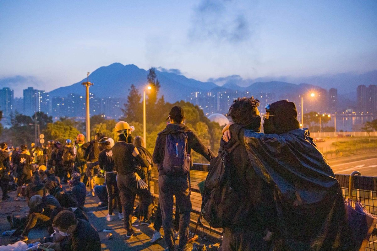 They fight for all of us who believe in humanity, freedom and human rights, as  #HongKong is the Front-Line in the battle against aggressive campaign of the totalitarian regime of the CCP. So we must  #StandWithHongKong, bear witness and let those kids not be alone. Please.