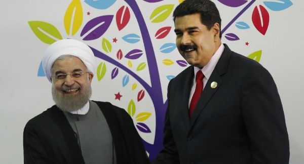 Hoy vemos los frutos del mundo multipolar, de nuestra Diplomacia Bolivariana de Paz y de la Cooperación Sur-Sur. Irán 🇮🇷 y Venezuela 🇻🇪 siempre nos hemos apoyado en momentos de dificultad. Hoy arriba el primer buque con gasolina para nuestro pueblo. #GraciasIrán