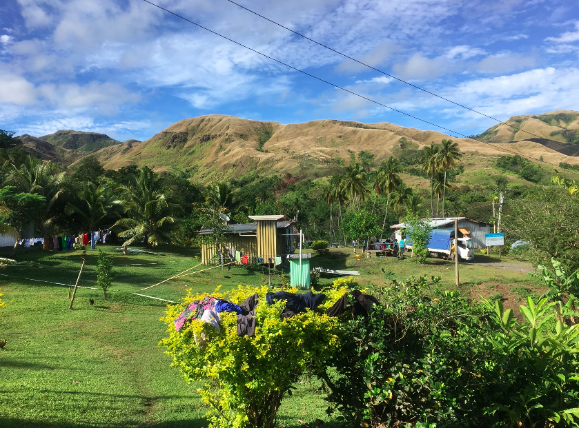 NMetherall's tweet image. #Fiji is more than just #BeachIslands. It's also #Highlands.
Exactly a year ago, I began a #13days #GeoScience #trek through the #mountains of #Nadarivatu and #Ba starting at the #headwaters to study #rivers and #rocks. I worked with #villages and @ItaukeiAffairs @UNDP_Pacific