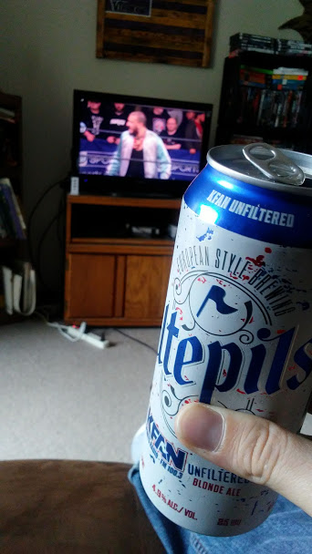 mikejhallgren's tweet photo. Enjoying some #LightBeers with @ManceWarner while watching #MLWAnthology. #Kneepadup #KneepadDown #PayWindow #EyePokeGod https://t.co/D7raTcCdU5