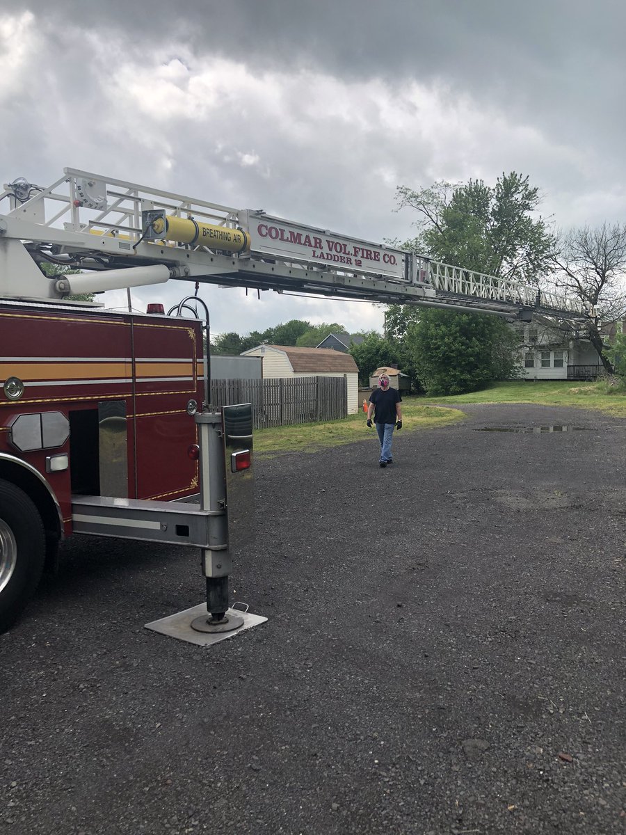 ColmarFire's tweet photo. Always ready to respond! Engineer Lease and firefighter Daywalt completing truck and equipment checks. #HatfieldPA https://t.co/UtgXh4gIeT