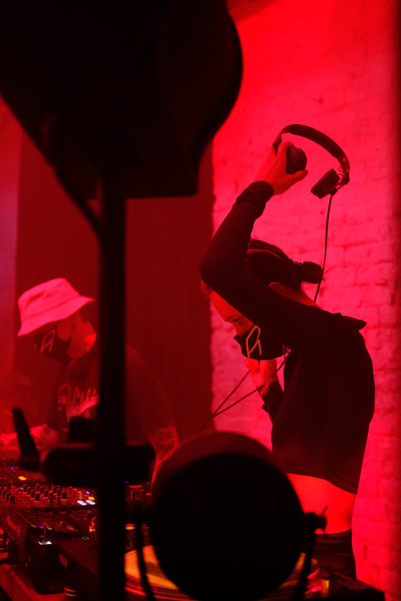 StreamAmsterdam's tweet image. That was lit 🔥 Big thanks to all the artists, RadioRadio and for all those pizza deliveries!

We're ending the week tomorrow at De School from 20:00!

Continue to donate unitedwestream.nl

#UnitedWeStream #UnitedWeStreamAMS