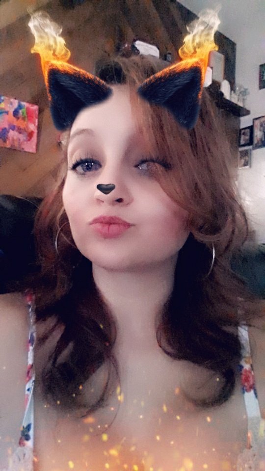 ERICKAJADE's tweet photo. Snapchat fun ! Here's some pics I thought were cute enough to share on IG/FB #snapchat #snapchatmethatpu #snapchatmethat #snapchatfilter #filters #lasvegas #funwithfilters #vegasgirl #momof4 #wifey  #greeneyes #virgo #702 https://t.co/H3dq7AVfZi