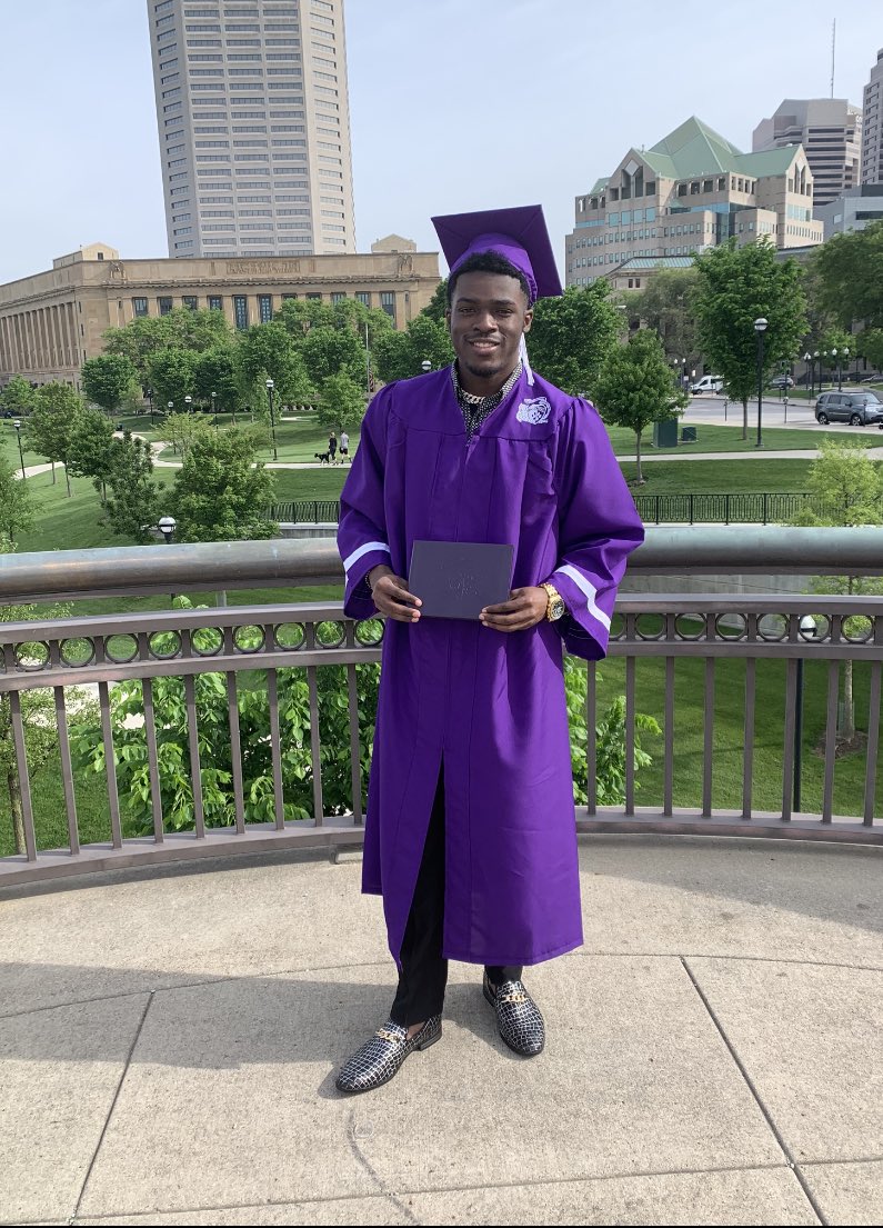 Officially a Graduate👨🏾‍🎓🖤