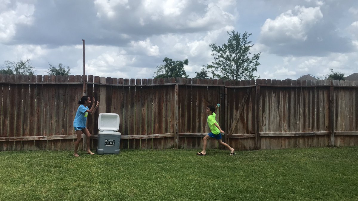 MoariesTA's tweet photo. Field Day 2020 (2) ⁦@Mahaffey_PE⁩ ⁦@MahaffeyKISD⁩ ⁦@ptomahaffey⁩ https://t.co/CIlxDUKkws