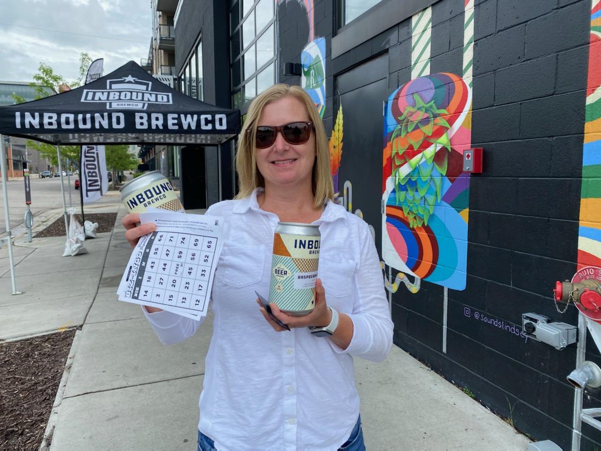 ChesterHildeBr3's tweet photo. Yes, we are dorks! Posing with beers. Couldn't make a beer decision so got all three @UtepilsBrewing @InboundBrewCo @MidNordTrucks and @indeedbrewing they are fantastic. Can't wait to sit in the patio. Next up @IsoBIZingo #beers #shoplocal #SupportSmallBusinesses #minneapolis https://t.co/dYwgDioJbK