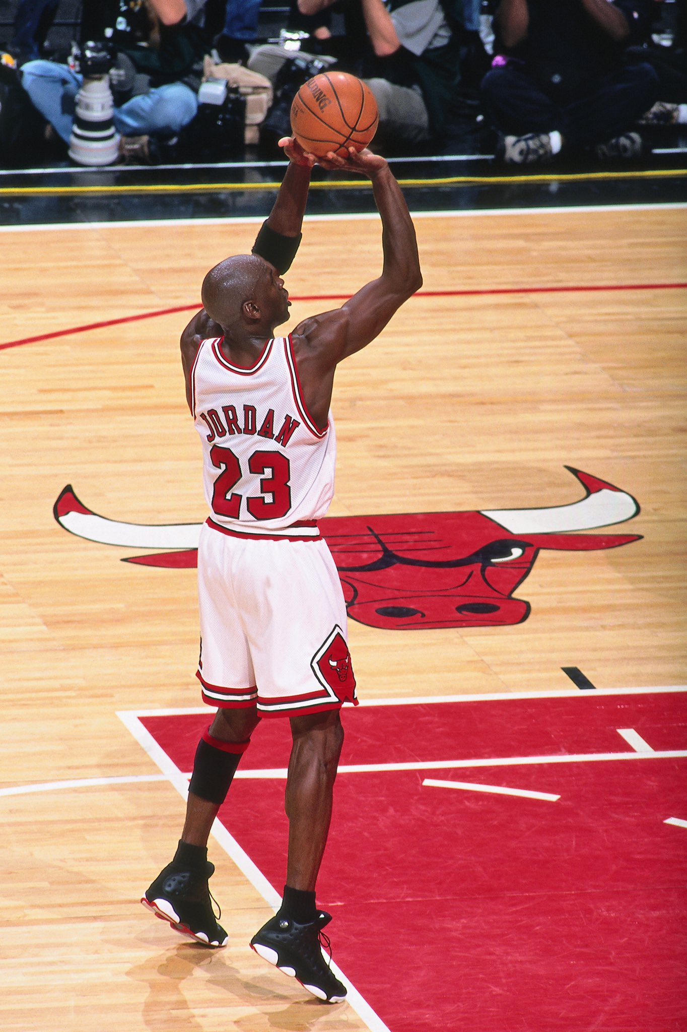 NBA Canada on X Tune in to GAME 5 of the 1998 NBA Finals TONIGHT 7 30 PM ET on TSN as the Bulls look to win their sixth title https t y5mrrke3wl X