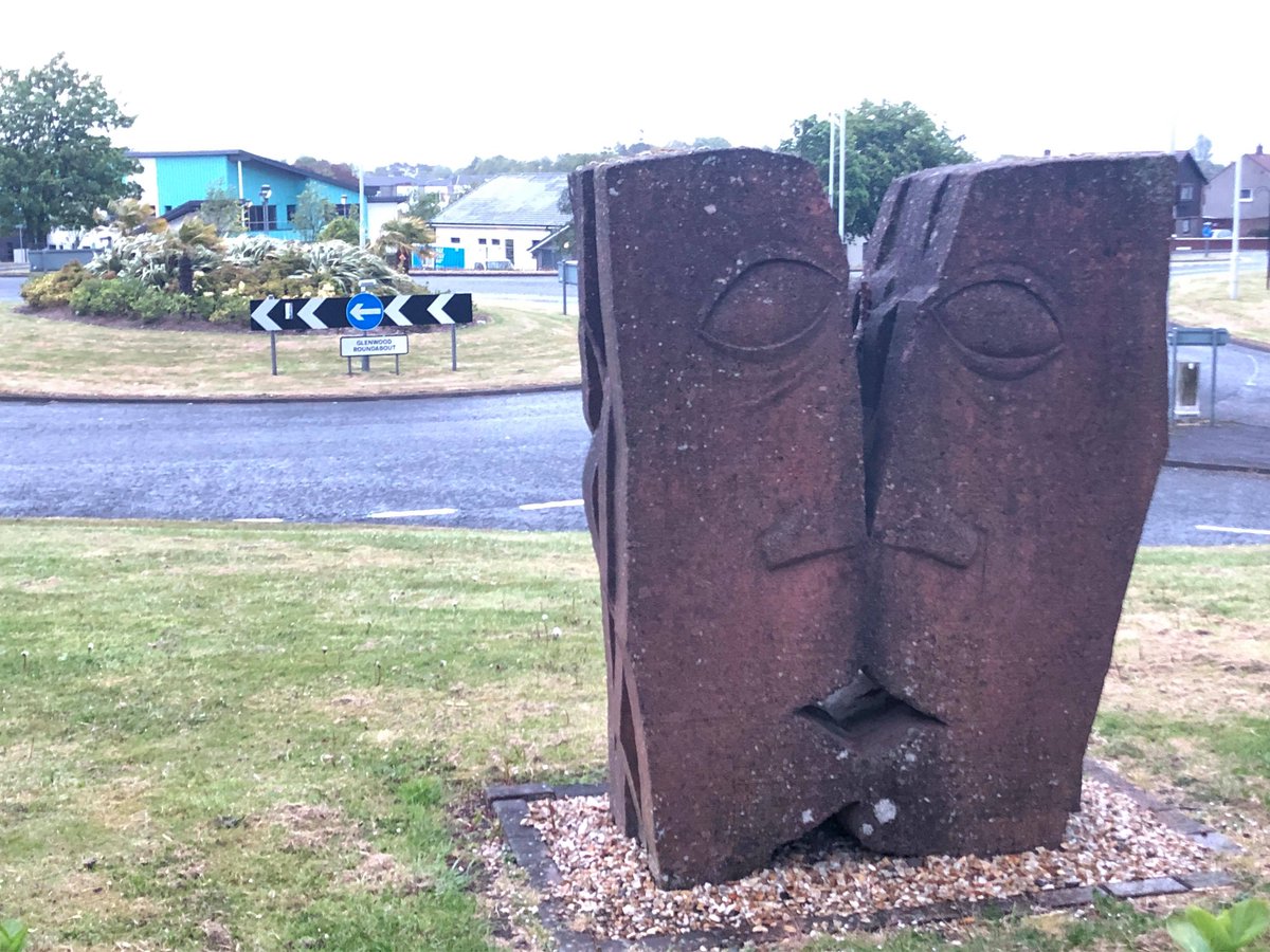 The 'Twa Heids' sculpture at  #Glenwood Roundabout which I couldn't find an explanation for...