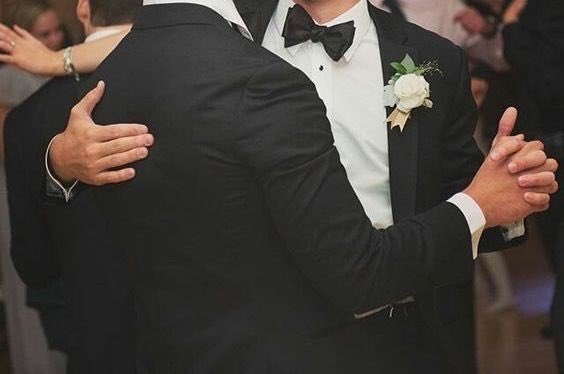 PaperRingsCo's tweet photo. Congratulations to one of our owners @stcrmwcrning and his new husband @PlNBALLWlZARD on their wedding!!! https://t.co/yCDFBoifne