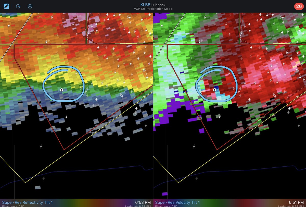 BradyBGWX's tweet photo. @NWStornado Looking right here for a TVS to show up on tornado # 2. #txwx #posttx https://t.co/BUQ1iQobeJ