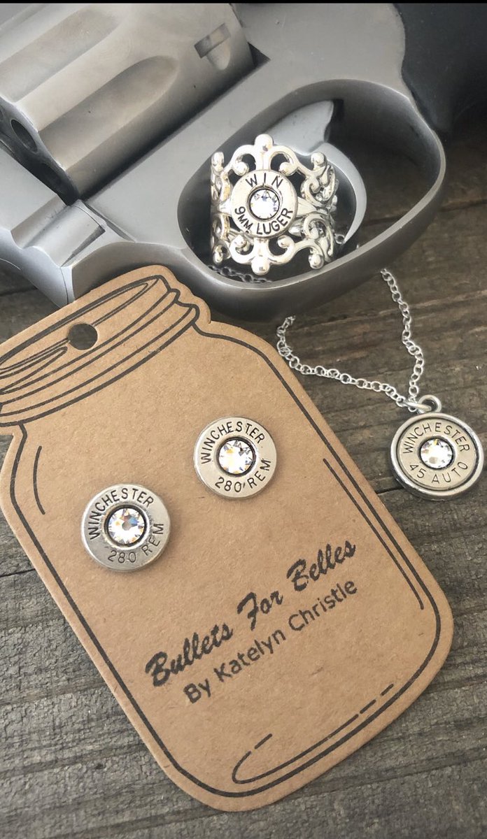 Bullets4Belles's tweet photo. Southern belle class, country girl sass 💁🏻‍♀️ https://t.co/PCoCejqkBu