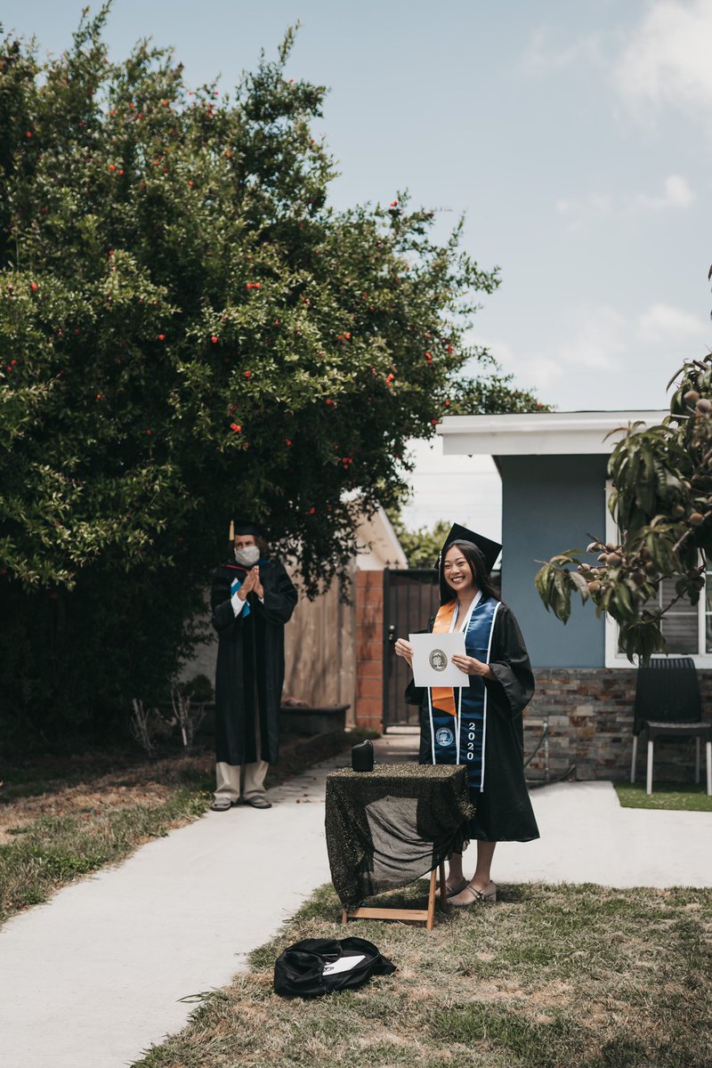 annievtrann's tweet photo. imagine opening a history textbook in 2050 and seeing these photos 📸 my little sister’s professor at CSUF drove to students’ homes with his wife to host thoughtful and socially-distanced graduation ceremonies in the front yard. Why aren’t teachers getting paid more? https://t.co/sFaCgKvtiQ