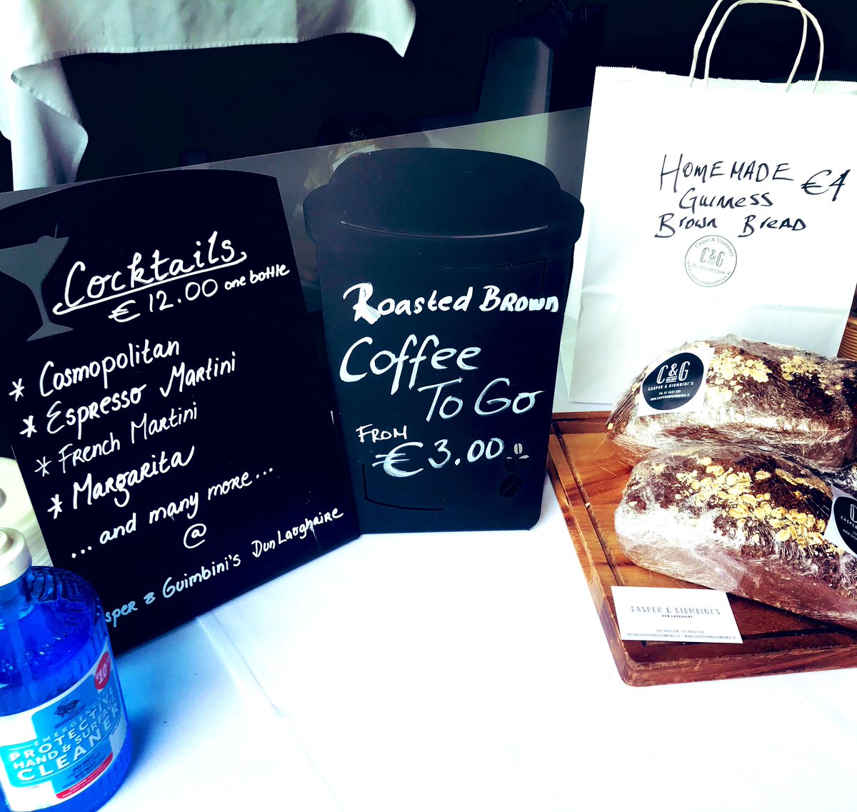 CasperGiumbinis's tweet photo. Homemade Artisan Guinness Brown Bread - Now available to buy by the loaf for €4 at our shop front along with @RoastedBrown coffee beans by the Kg for €30 🥰#HomeMade #Artisan #FreshDaily #LoafofLove #RoastedBrown #CoffeeBeans https://t.co/Z9RbPXl3dO