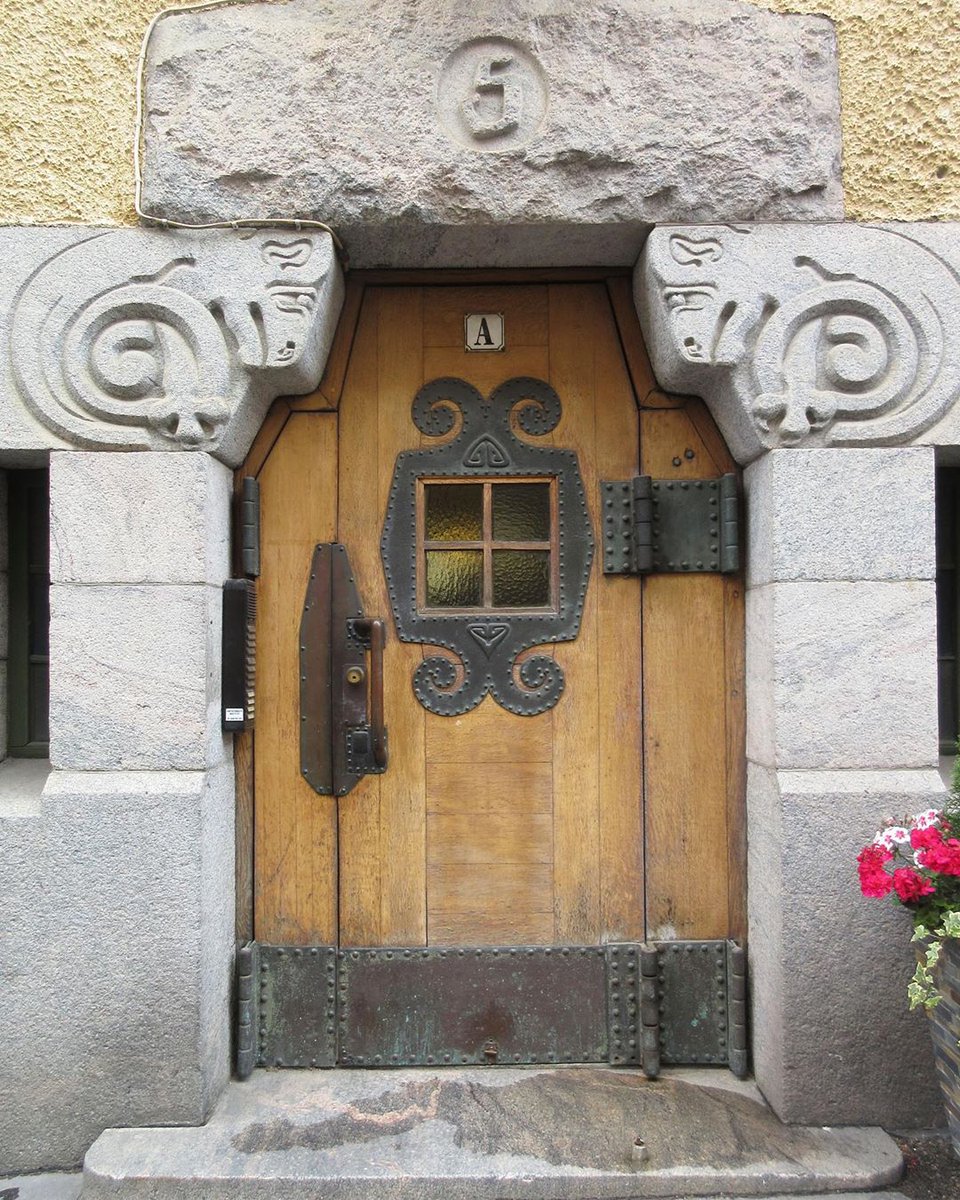 Art Nouveau Doors 30