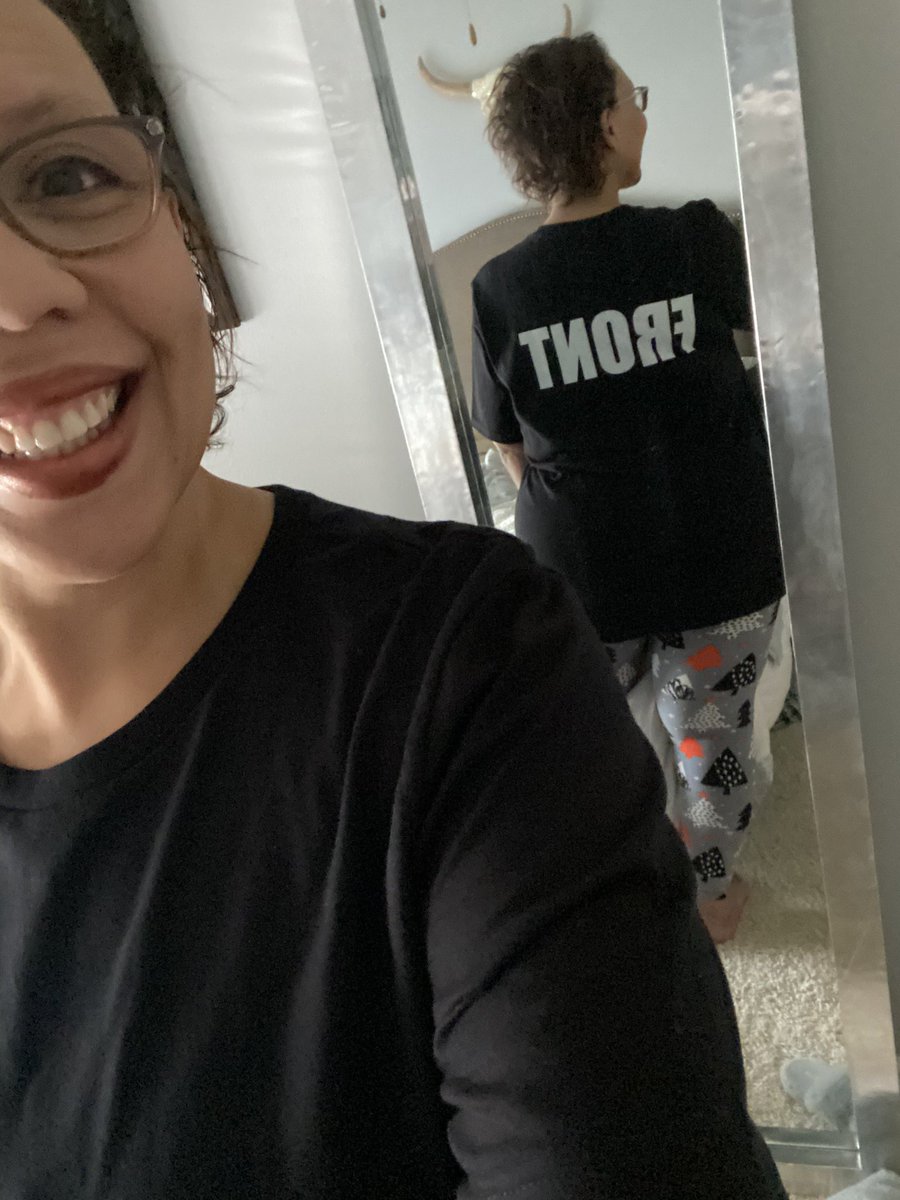 erikaswalwell's tweet image. By far my favorite quarantine purchase! ❤️@RTOOTD #RTOOTD #FRONTBACK 😂