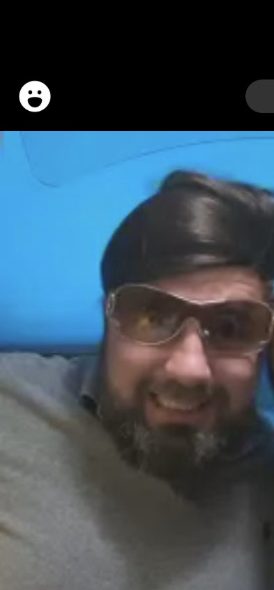 cassierw91's tweet photo. @rickygervais  here’s your twin https://t.co/pcq5MWCXlF