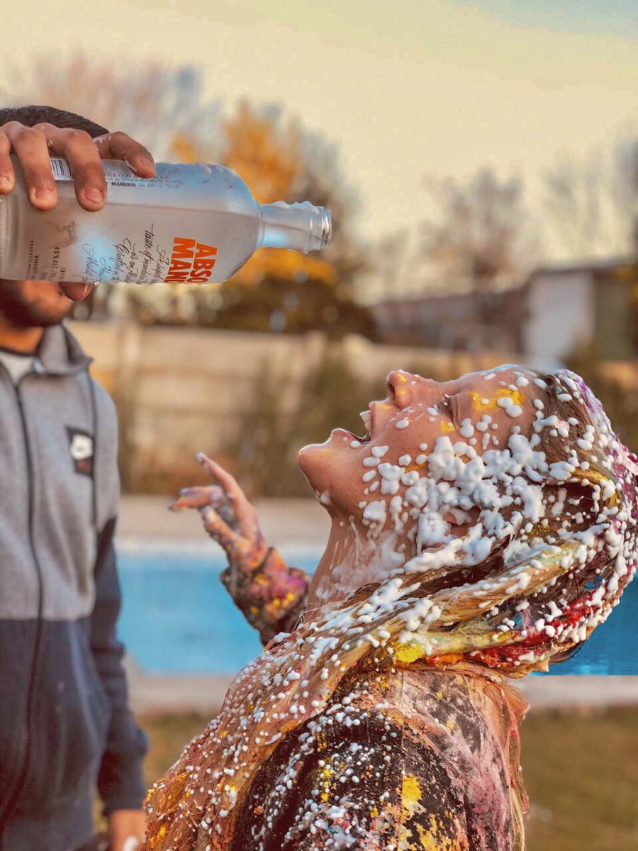 Me recibí en plena pandemia 👑🦠
Soy profe 🏀🏑⚽️🏐