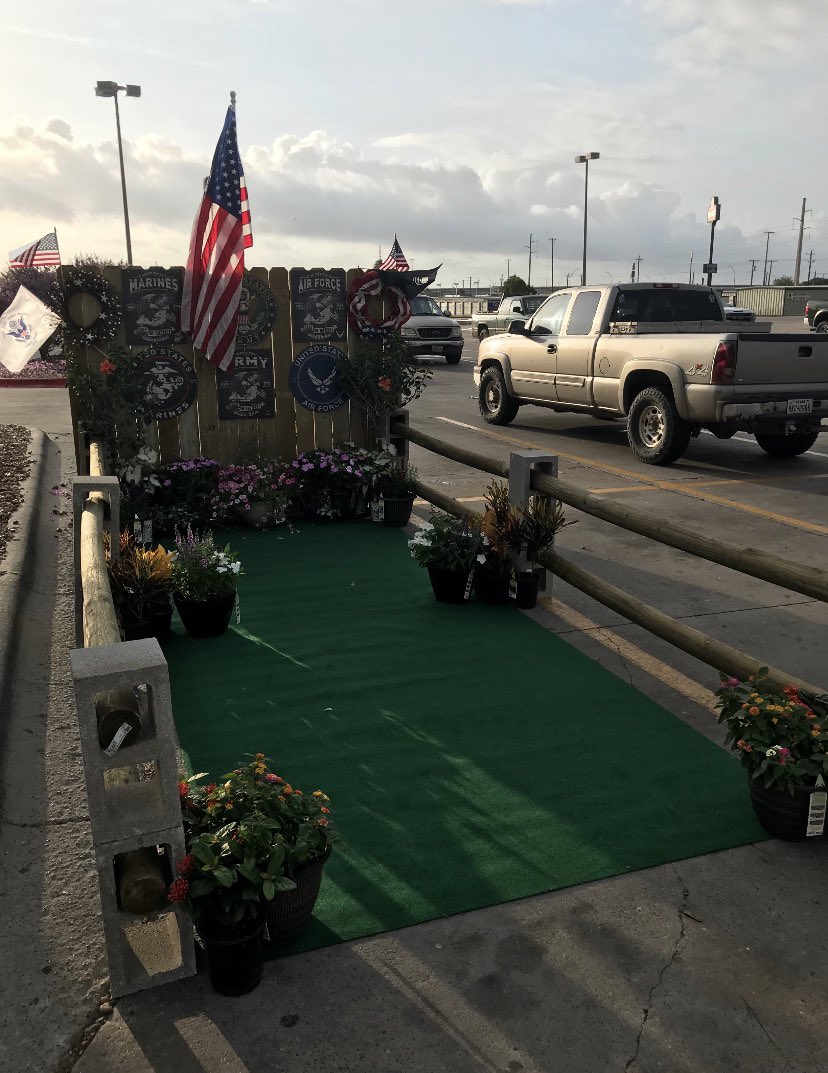 lowes on memorial day