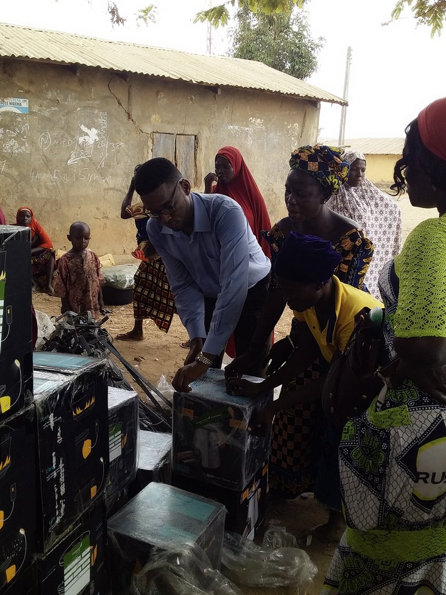 SOG_94's tweet image. Switching a country like Nigerian households, especially #RuralCommunities, away from #HarmfulCookstoves to #ImprovedCookstoves can significantly reduce emissions of #ShortLivedClimatePollutants(SLCPs) &amp;amp; other pollutants including #BlackCarbon. It'll also mitigate #Deforestation.