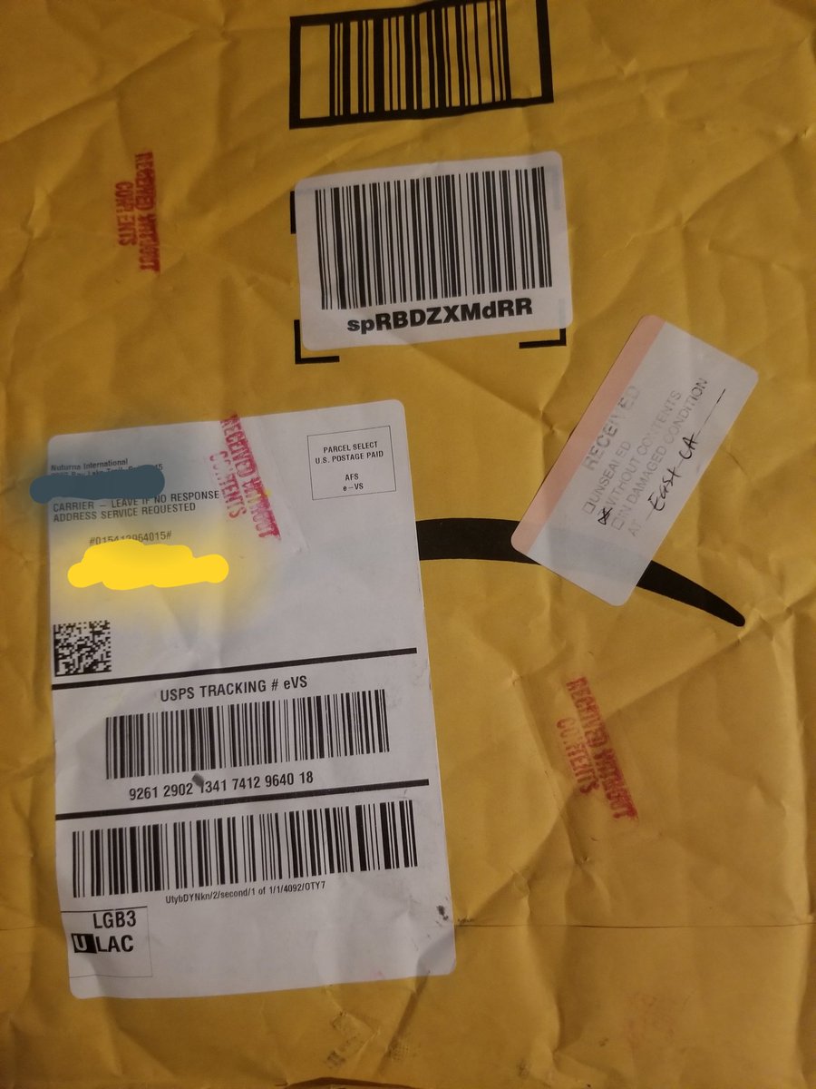 VirginiaArlene7's tweet photo. Don't even know how to react to this empty delivered package. I doubt the company paid to mail it like this. @USPS  @USPSHelp wouldn't you look into where it got stolen before delivering? WTH? https://t.co/zvXviSe52o
