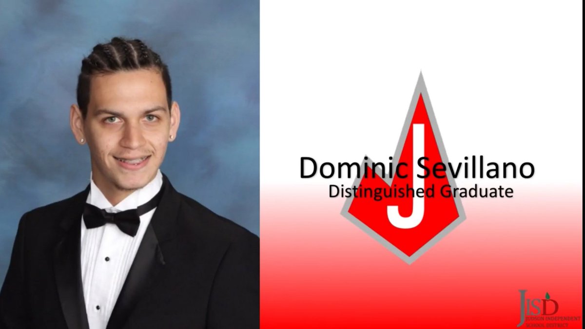 _samanthaAnn77's tweet photo. #JUDSON2020 #graduatetogether2020 #VIRTUALSENIORDAY Super proud of my son. 🎓🥰🤗 https://t.co/thotpUhSbf