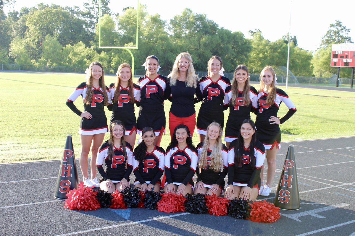 Congrats to my sweet girls of 2020!! I’ve loved coaching you this year!! You girls are off to do great things in life... never settle for second best!! ❤️❤️