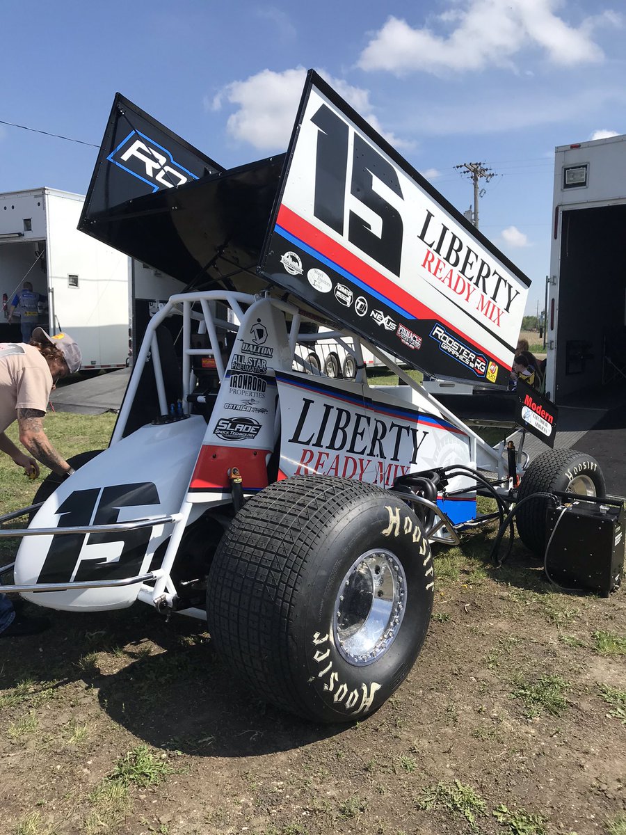 RacingBowman's tweet photo. Finished 4th in the heat race @ParkJeffersonSD. Staring 3rd in the first B-Main https://t.co/bRD801kbAO
