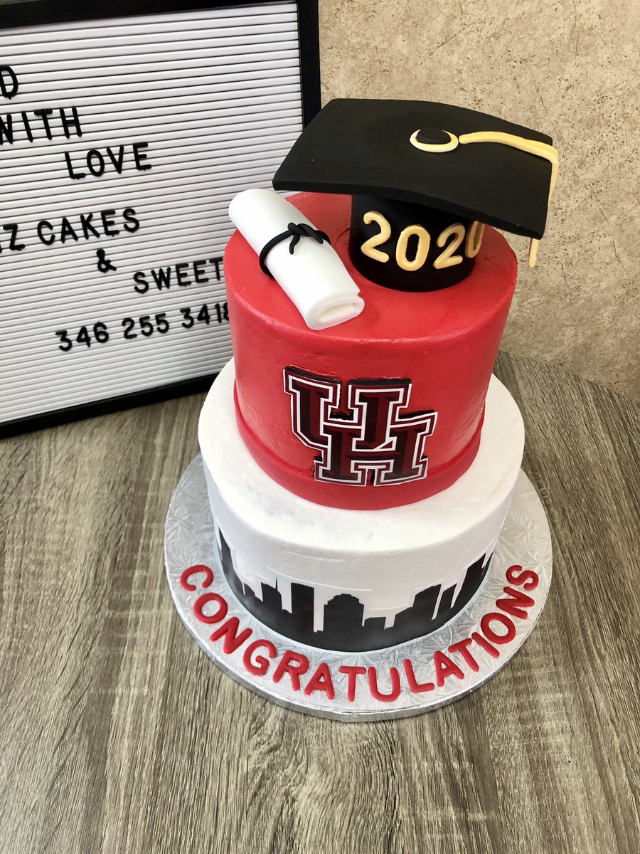 lizetteperalta1's tweet photo. Graduation cake!🎓👨🏻🎓❤️🤍🖤. #graduationcake #Congratulationsgraduate #universityofhouston #uofh #ClassOf2020 #customhome https://t.co/BfvjtdaLIP