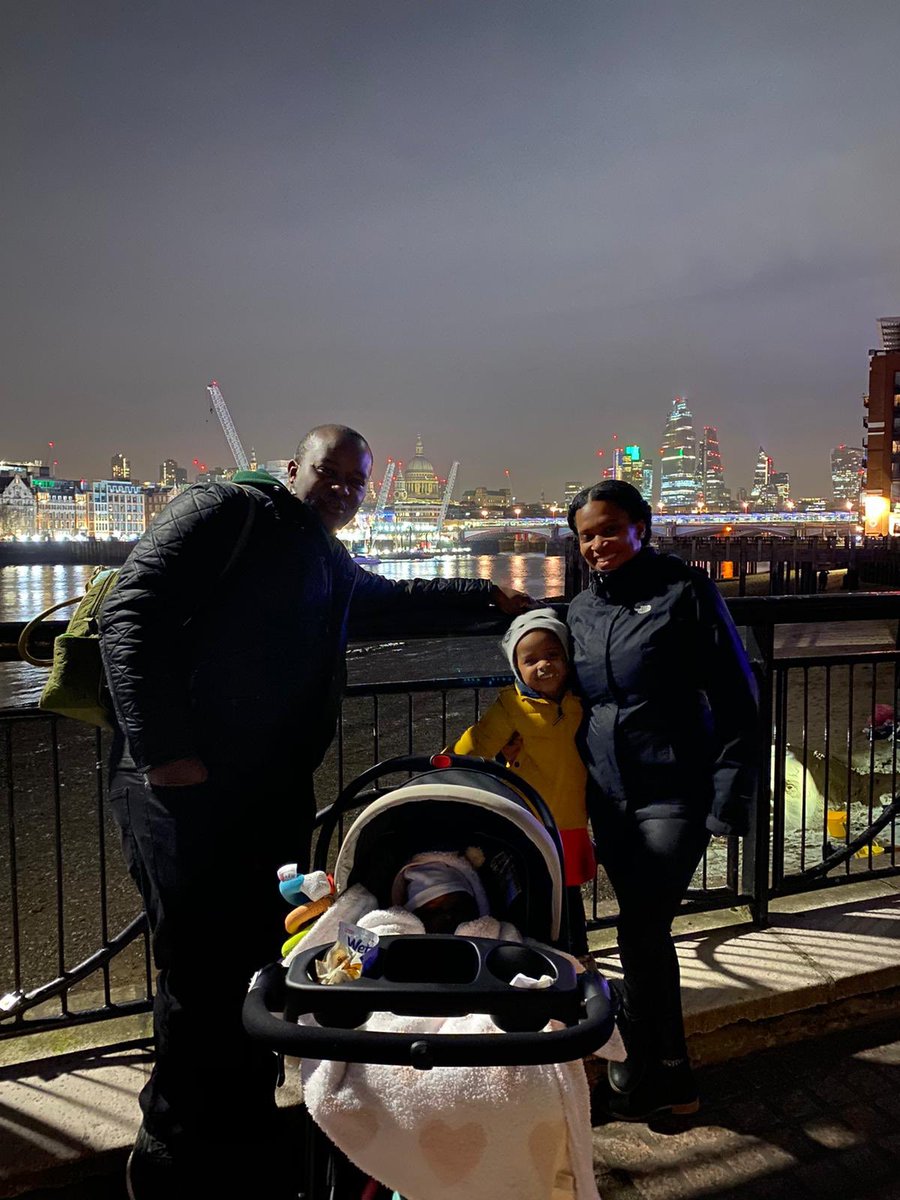 KerrineBryan's tweet photo. Was feeling positive our little family would be reunited soon but flight was cancelled again. 😢 Looks like another 6 weeks of virtual bedtime stories from daddy for my girls 👨👩👧👧#lockdownlows #QuarantineLife https://t.co/j5SsbTXOzN