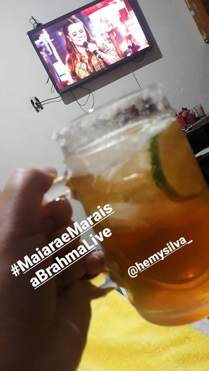 DressaUva's tweet photo. Assistindo #MaiaraeMaraisaBrahmaLive com meu amor Hemilly 2❤🍻 https://t.co/PqhpR99N8f
