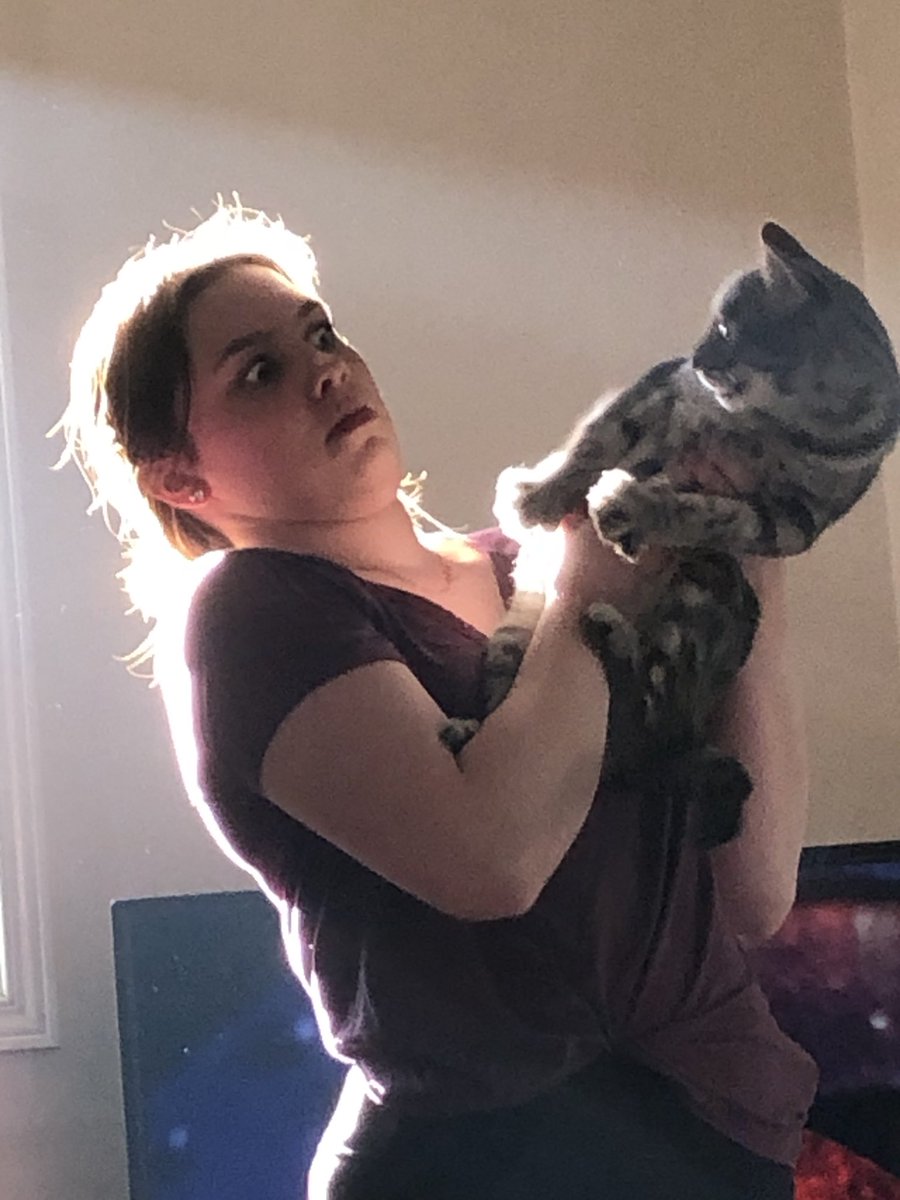 Tmac74's tweet photo. Look at the love we feel right here!  #kittylove #weirdvibes https://t.co/jH233PbVBJ