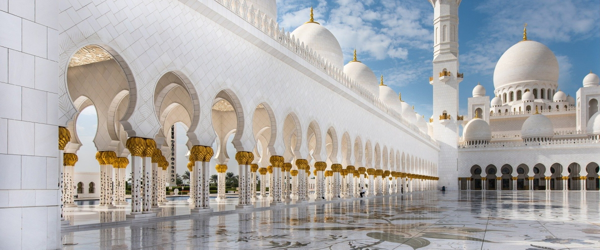 The world will recover and people will travel again. Those places you’ve always dreamt about seeing will still be there.

CompareFlights.online wishes you a blessed, healthy and prosperous #Eid for you and your families. 

#EidMubarak #EidUlFitr #StayHome #CompareFlights