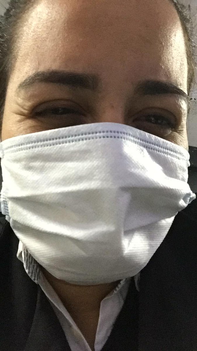 fcdoentesporses's tweet image. Até no trabalho, os FC Doentes por SeS, não estão perdendo a Live! #ColeguinhasBrahmaLive @Simone_SeS @SimariaMendes @SimoneeSimaria