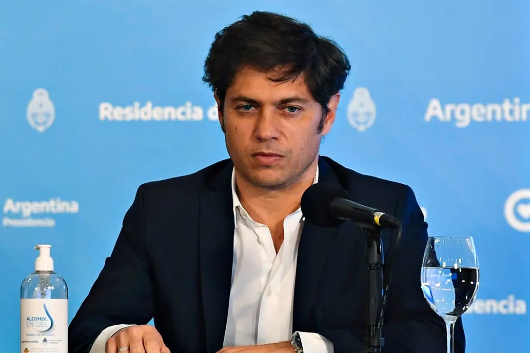AdriCCaceres's tweet photo. Cuando el gobernador @Kicillofok habla de la herencia recibida, habría que recordarle que la Provincia de Buenos Aires fue gobernada por el PJ durante 28 años ininterrumpidos.@mariuvidal en sus 4 años logró revertir el abandono que había y empezar a recuperar el sistema sanitario https://t.co/LJuQpxtlqP