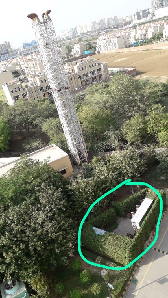 IREOUptownRWA's tweet photo. @HspcbS @hspcbrogrs @DC_Gurugram Sirs, Emmar Marbella projects has installed their DG Exhaust Pipe near to Cookihg Gas Bank and also very close of one residential tower of #Uptown in Sector-66, Gurugram. This exhaust pipe is complete hazardous. Kindly look into. @CPCB_OFFICIAL https://t.co/zmC0wmS4SB