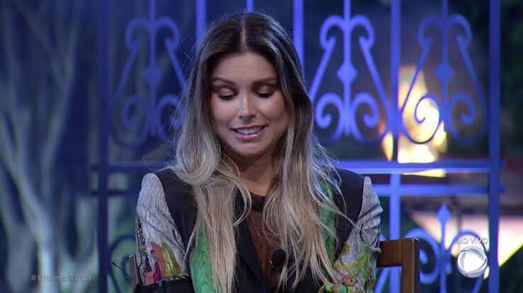 vencedoresbr's tweet photo. 🏆 - #AFazenda9 • Flávia Viana https://t.co/vCUHbgUJx4
