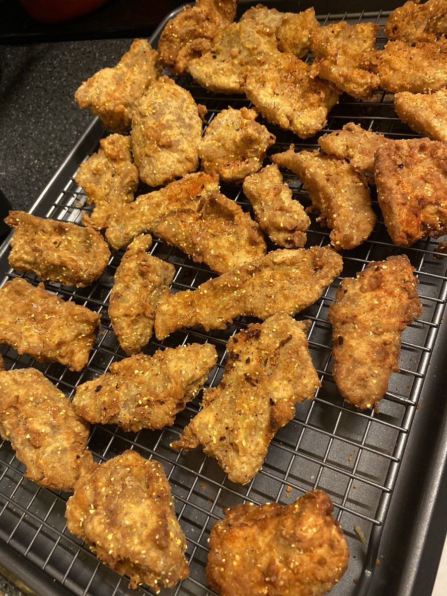 I stopped keeping up with this thread when I made a food insta but holy shit Tyler and I just made some CRAZY fried chickn !!