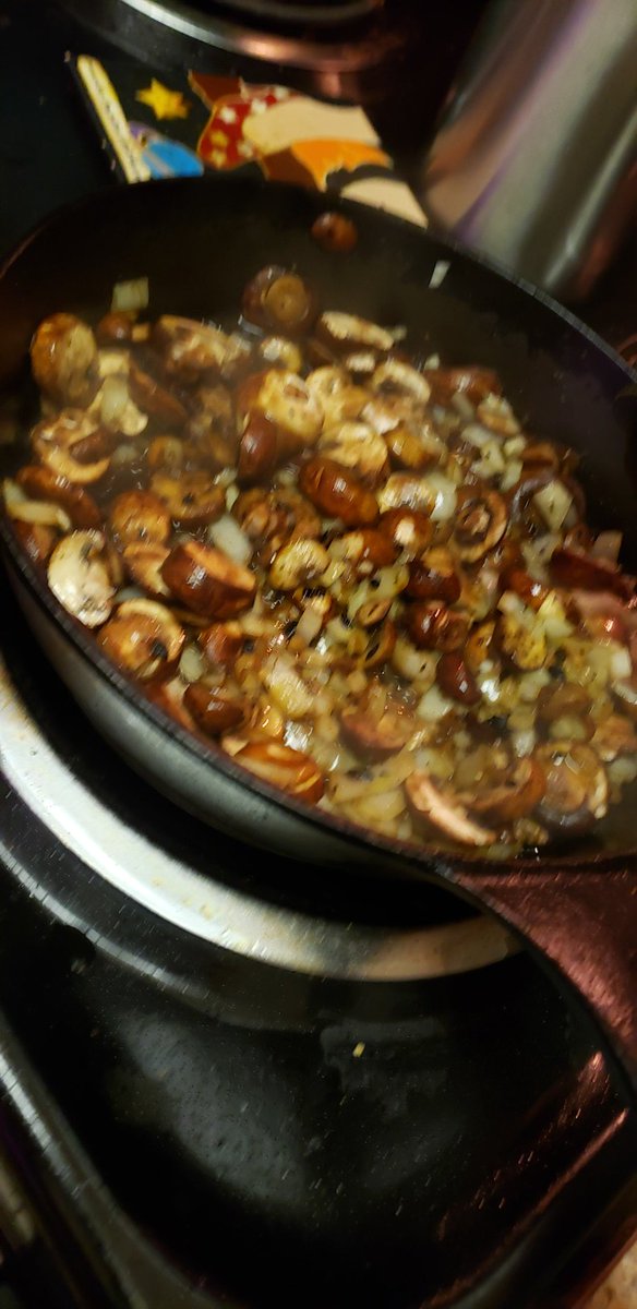 I added a lil sum sum to the shroom n onions