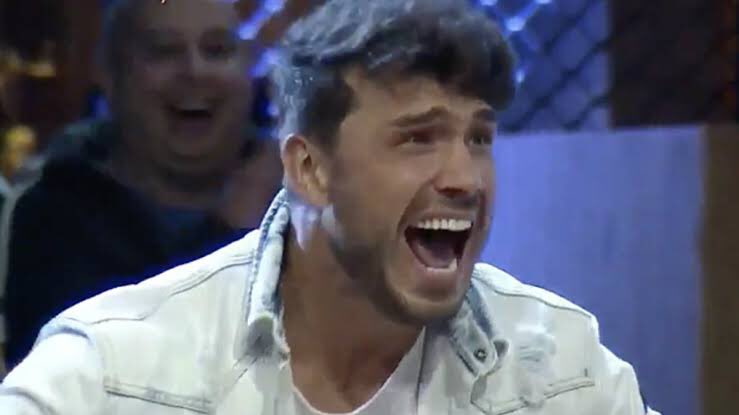 vencedoresbr's tweet photo. 🏆 - #AFazenda11 • Lucas Viana https://t.co/EcWIN5TZnz