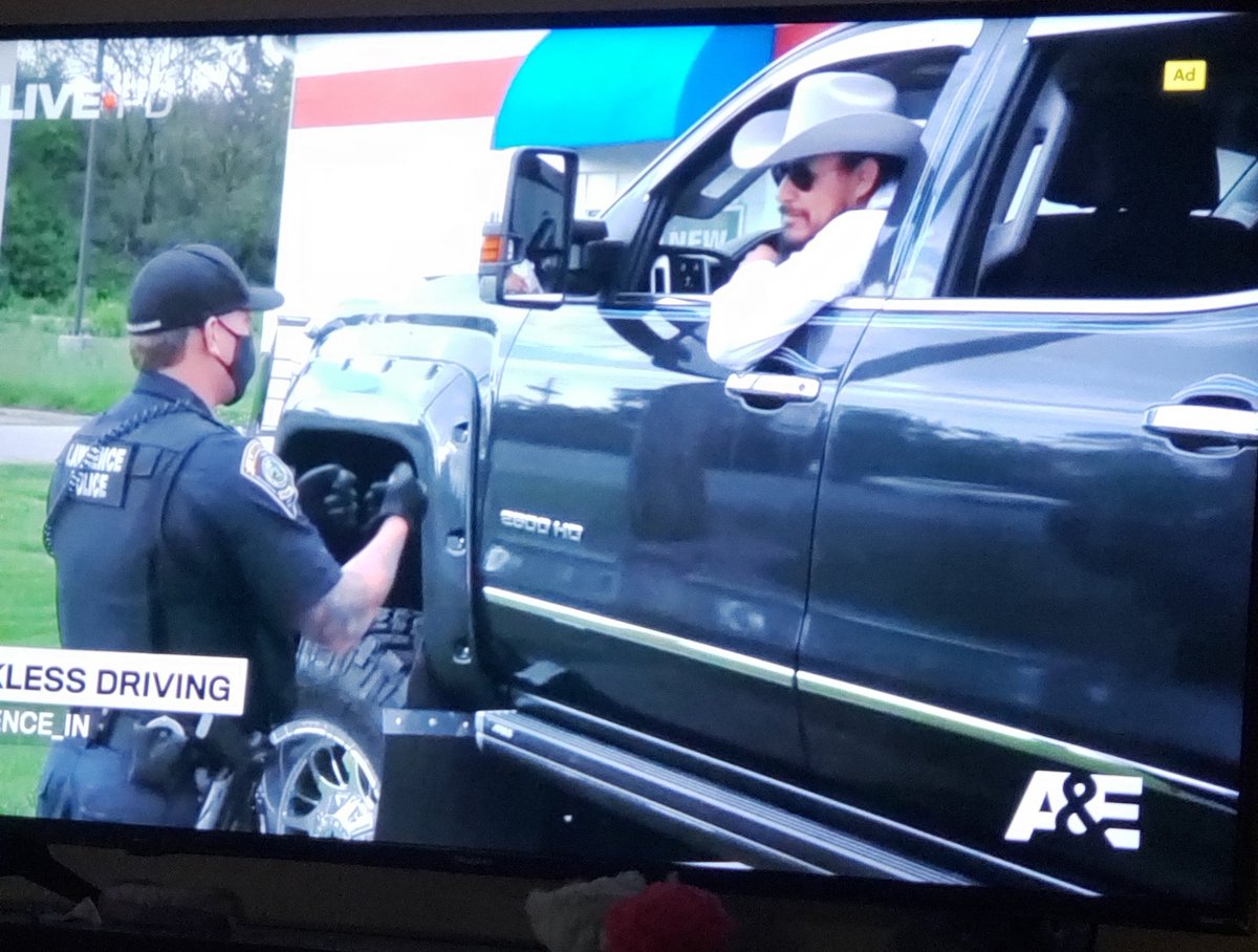 LivePDwithSB's tweet photo. "how big are those rims?"
"Big enough to hide a body in..."
@OfficialLivePD @LivePdFans #LivePDNation #LivePD https://t.co/G0PdW6IuVs
