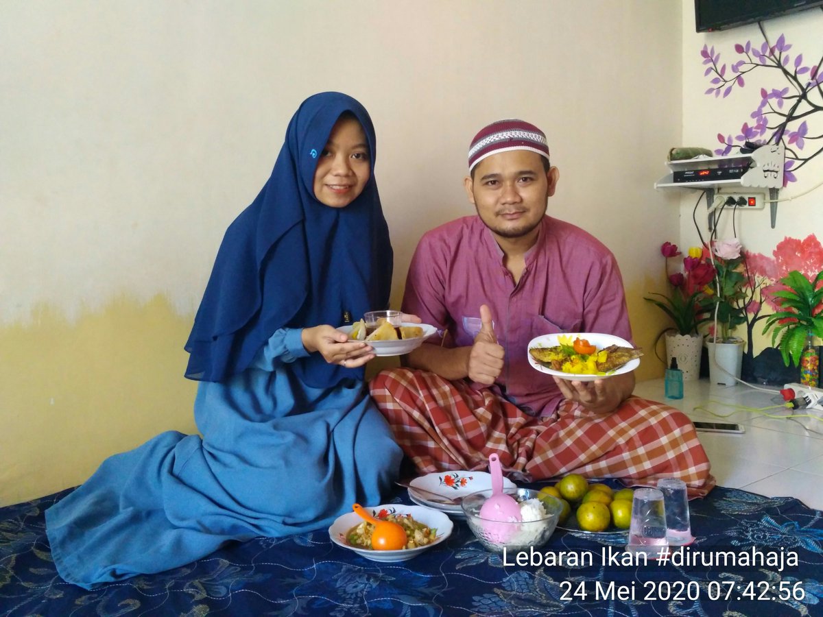 GarlinMaharani's tweet photo. Lebaran Ikan #dirumahaja menu ikan disaat lebaran memang top, mudah dimasak apa saja &amp; tentunya bergizi tinggi... Gurame bumbu kuning mpek_mpek patin... @puslatluhkp @bppp_banyuwangi @lapregiwati @kkpgoid @Edhy_Prabowo https://t.co/ukRKie7eRm