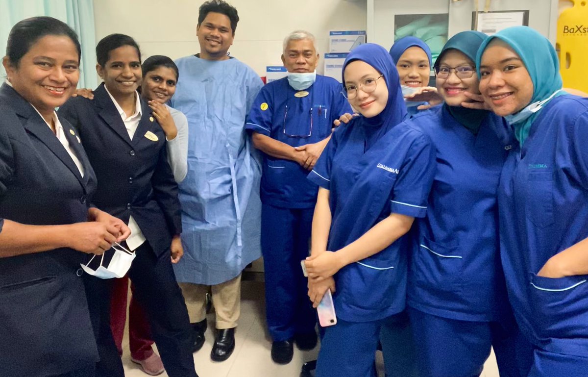 kamilia_hk1's tweet photo. Geng Raya 2020🏥🦕 #westayatworkforyou https://t.co/c8k3t95Vjo