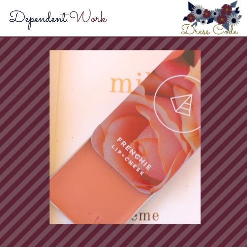 DependentWork's tweet image. I had so much fun today - I had a chance to makeover a MilSpouse who natural beauty shines...to see the before and after join my beauty group: buff.ly/3c4xExO
#MilitarySpouseinfluencer #Maskcarabeauty #Maskcaraartist #milspo #Milspouse #Militaryspous #milspousestyle