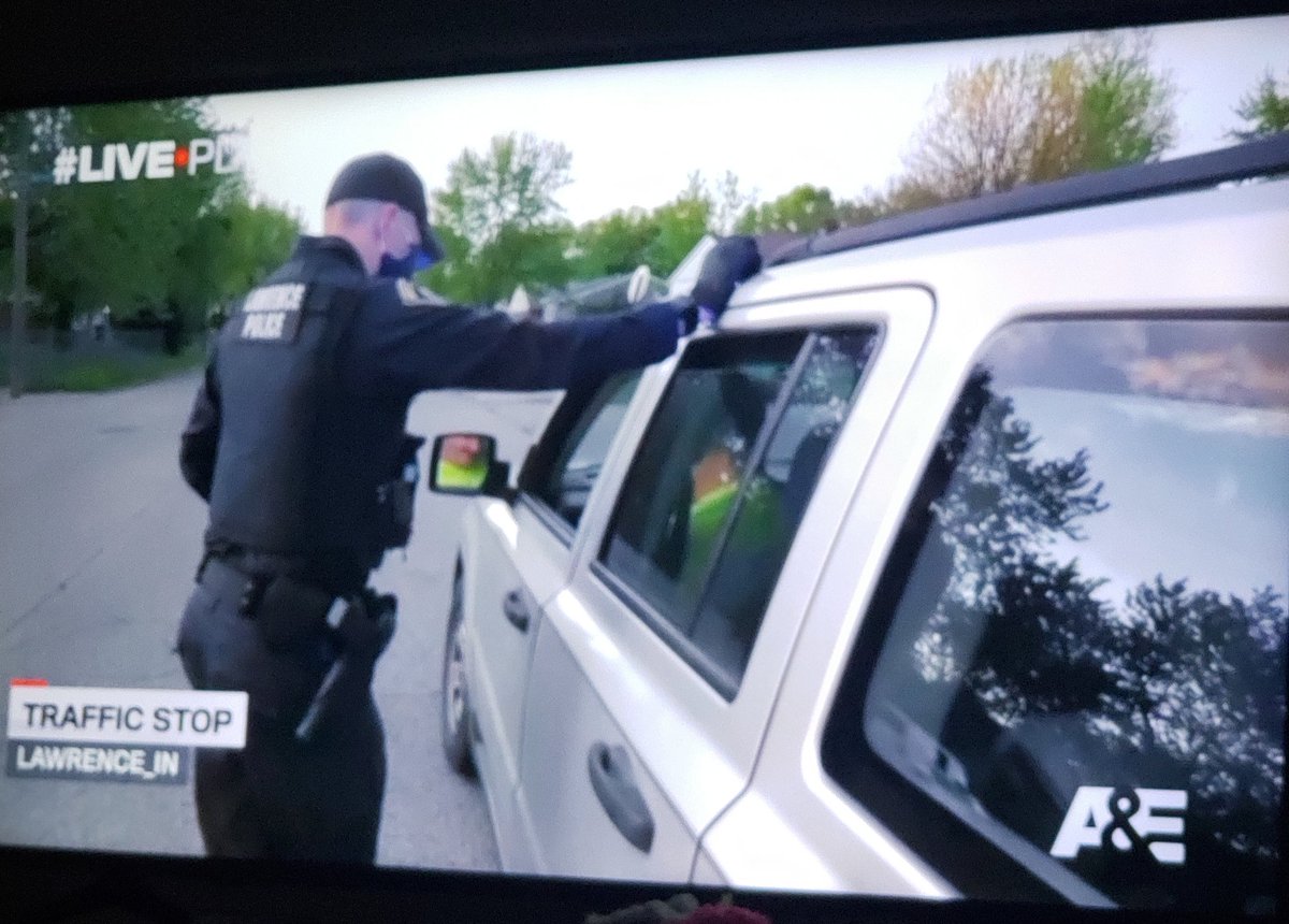 LivePDwithSB's tweet photo. He probably wasnt gonna buy it anyways 😂😂😂@OfficialLivePD @LivePdFans #LivePDNation #LivePD https://t.co/SUhTXkfk8c